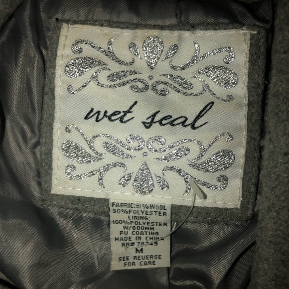 Gray Jacket - Picture 3 of 3